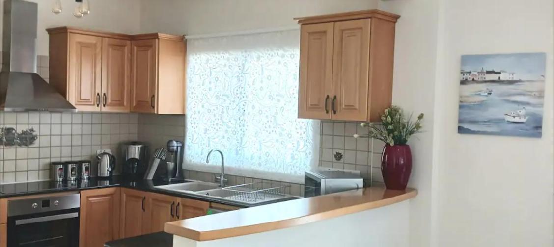 "Fun In The Sun" Villa Пея Екстериор снимка
