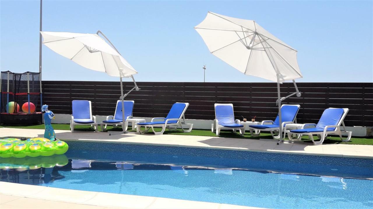 "Fun In The Sun" Villa Пея Екстериор снимка