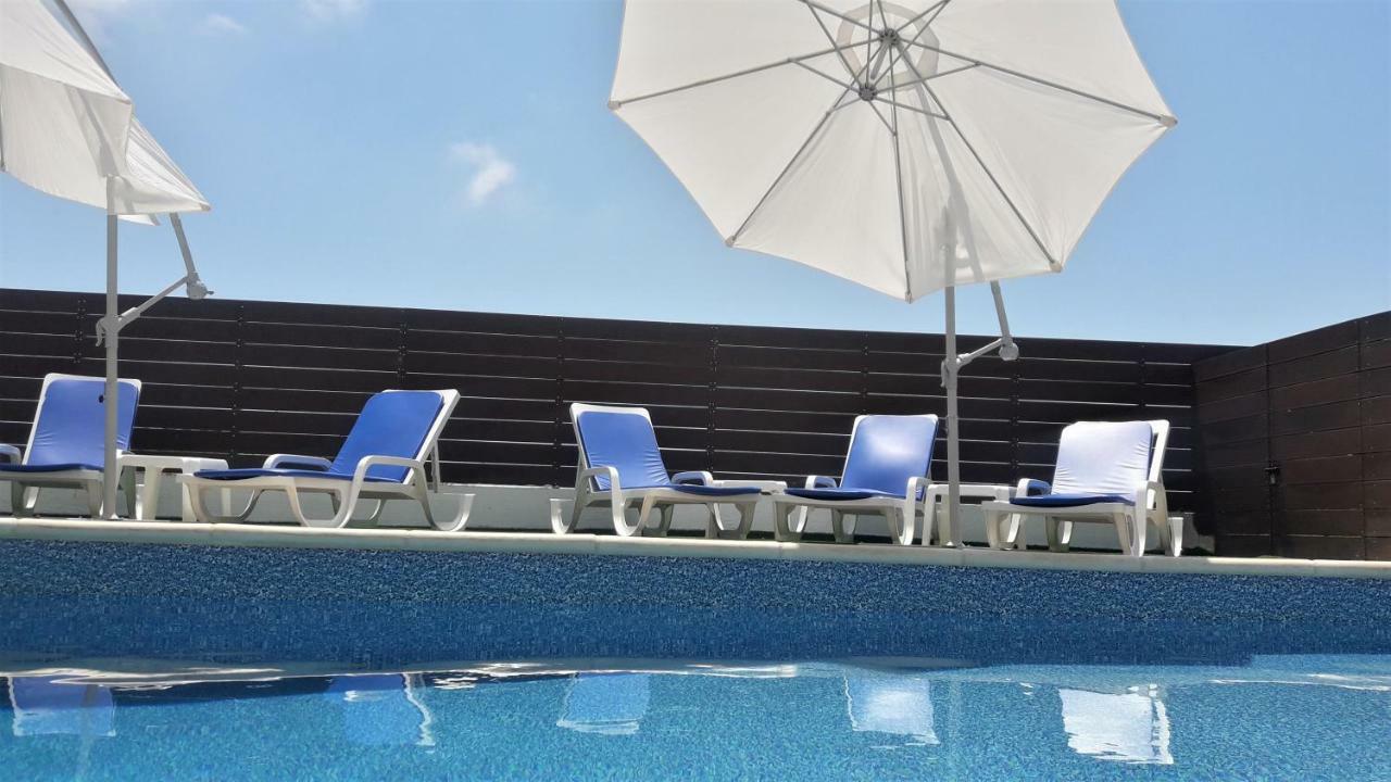 "Fun In The Sun" Villa Пея Екстериор снимка
