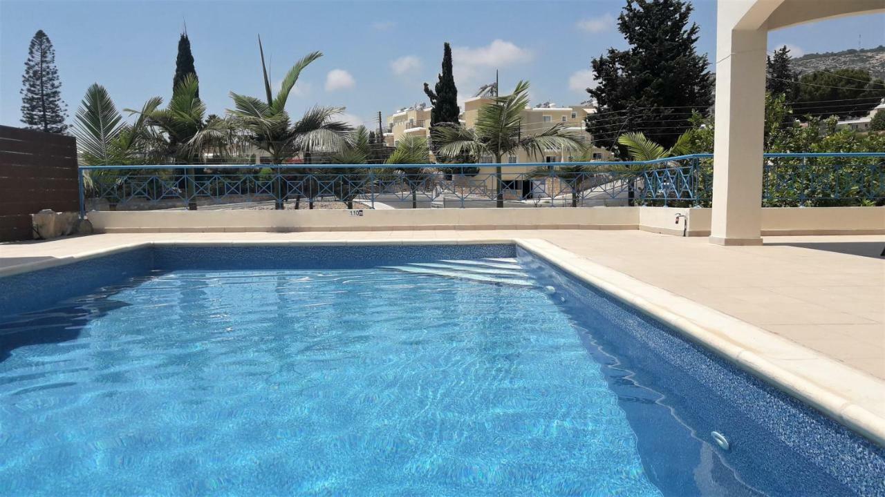 "Fun In The Sun" Villa Пея Екстериор снимка