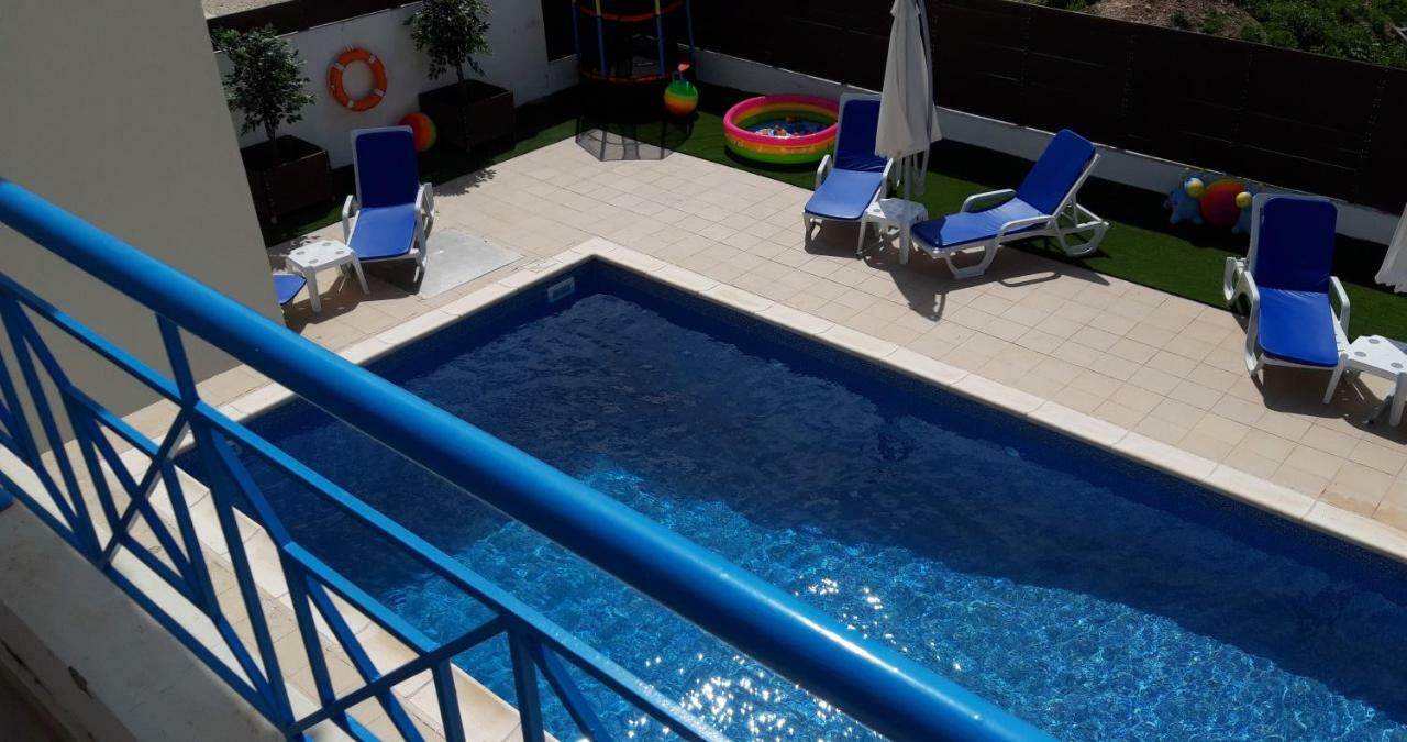 "Fun In The Sun" Villa Пея Екстериор снимка