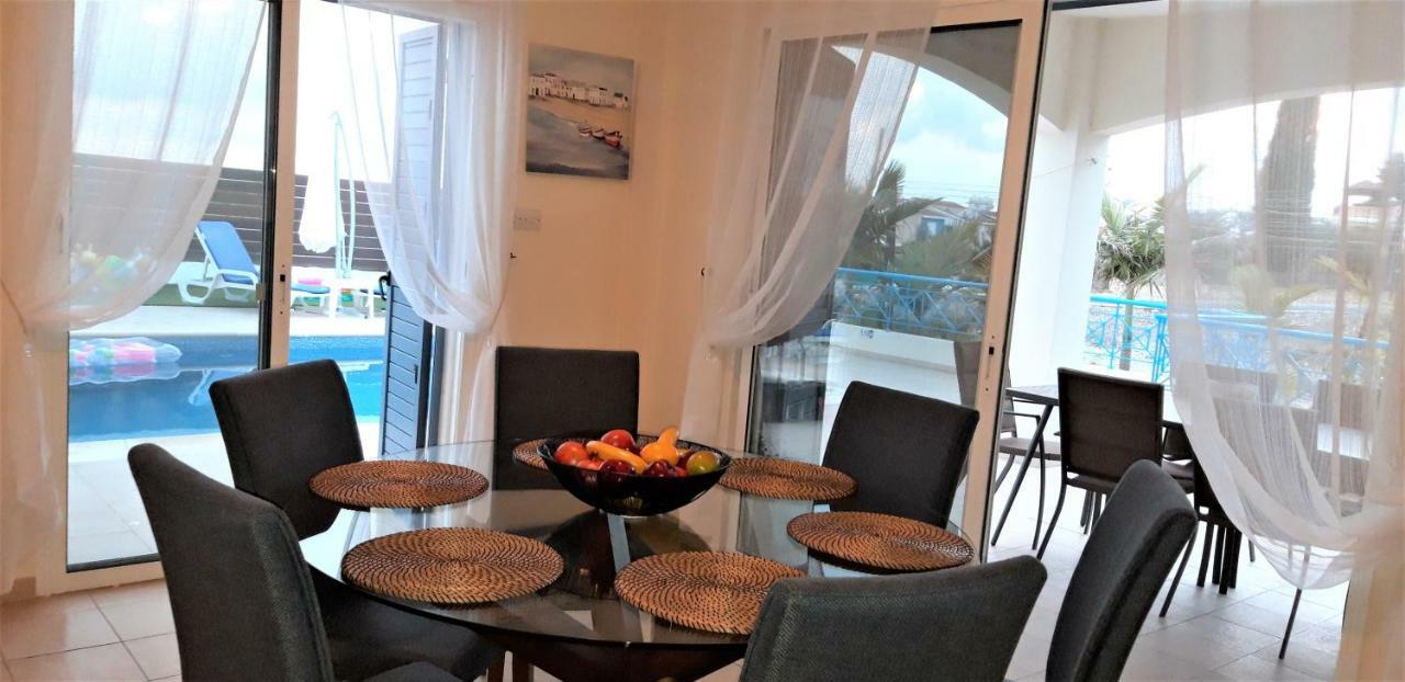 "Fun In The Sun" Villa Пея Екстериор снимка